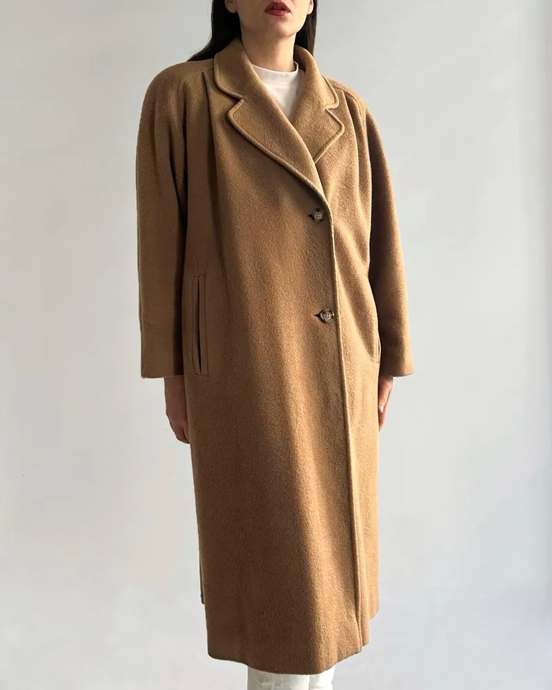 Vintage 1980s/90s Camel Wool & Mohair Coat – Oversized Trapeze Overcoat Made in Italy | AmazPromo