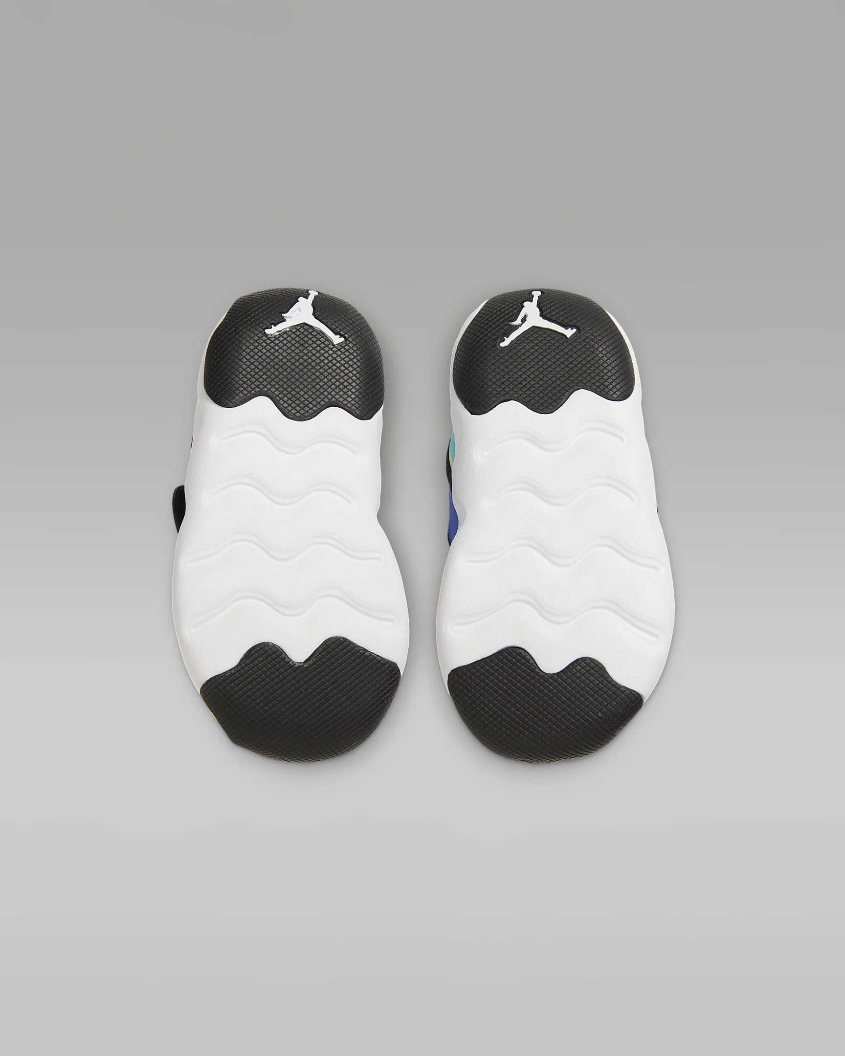 Jordan 23/7 – Easy-On Kids’ Sneakers for Nonstop Fun! extra image