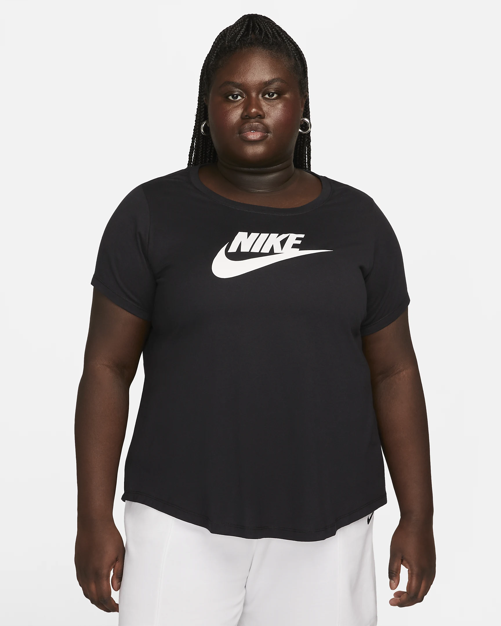 Nike Sportswear Essentials Tee – Classic Fit & Everyday Comfort! | AmazPromo