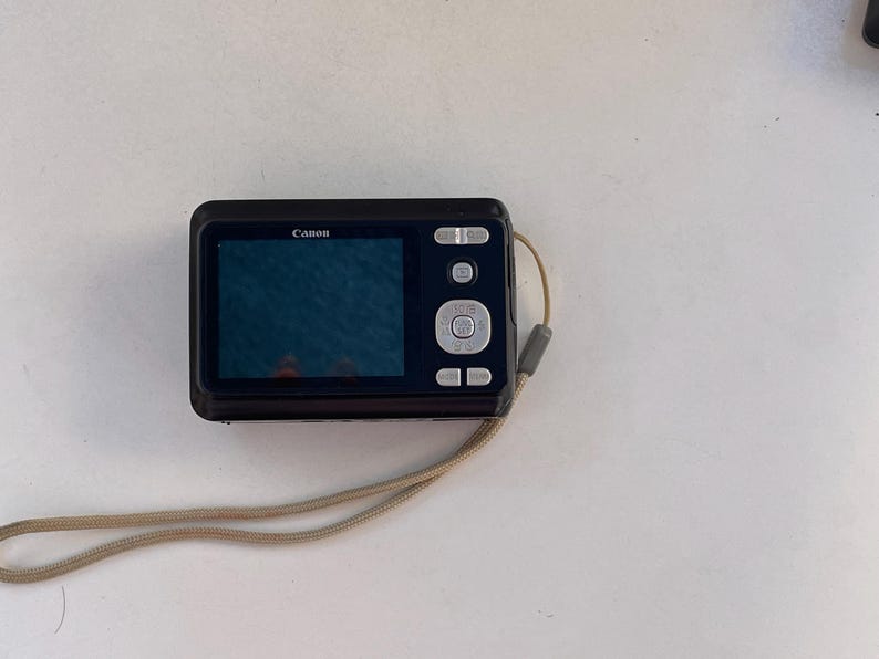 Canon PowerShot A480 10MP Digital Camera | Vintage Compact Camera with 3.3x Optical Zoom & 2.5” LCD extra image