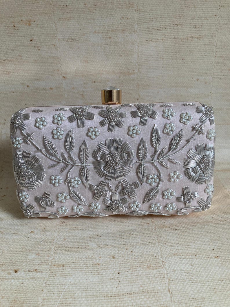 Luxury Pale Pink Silk Clutch Bag – Handcrafted Indian Evening Purse with Embroidered Floral Zardozi extra image
