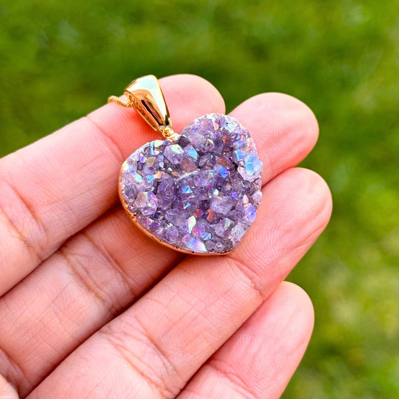 Raw Amethyst Crystal Heart Necklace – 18K Gold Chain, Boho Healing Gemstone Pendant, Natural Amethys | AmazPromo