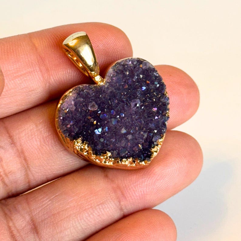 Raw Amethyst Crystal Heart Necklace – 18K Gold Chain, Boho Healing Gemstone Pendant, Natural Amethys | AmazPromo