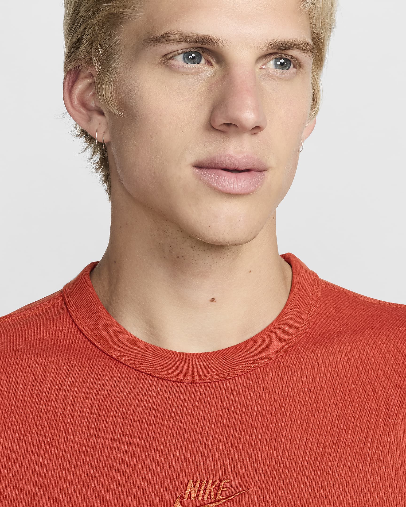 Nike Sportswear Premium Essentials Tee – Heavyweight Cotton, Loose Fit extra image