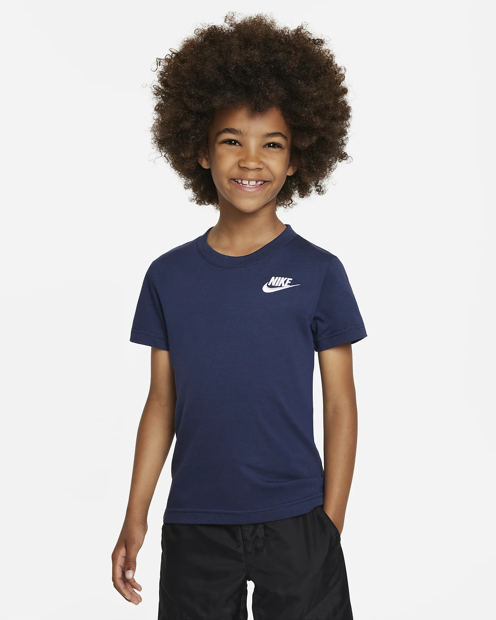 Nike Sportswear Classic Logo T-Shirt – Soft Cotton, Comfortable Fit extra image