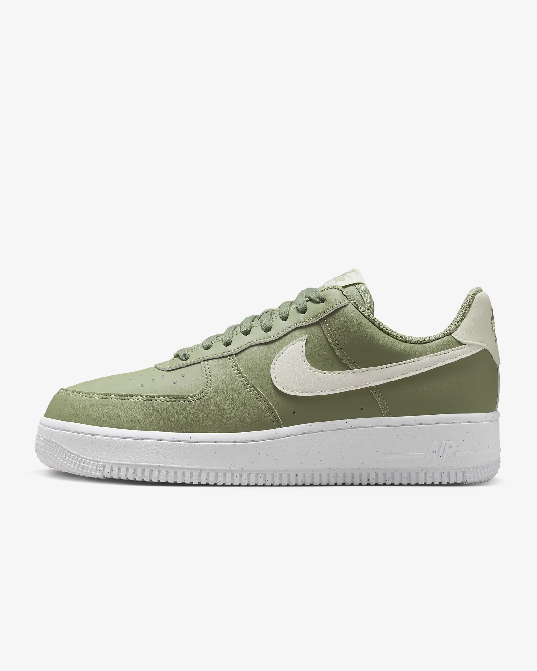 Nike Air Force 1 '07 - Classic Low-Top Sneakers with Air Cushioning, Durable Leather & Retro Hoops S | AmazPromo
