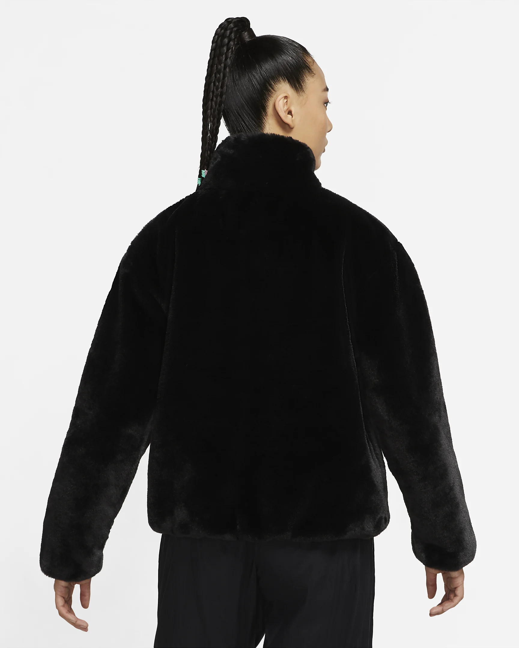 Nike Sportswear Faux Fur Oversized Jacket – Bold Style, Luxe Comfort & Secure Fit extra image