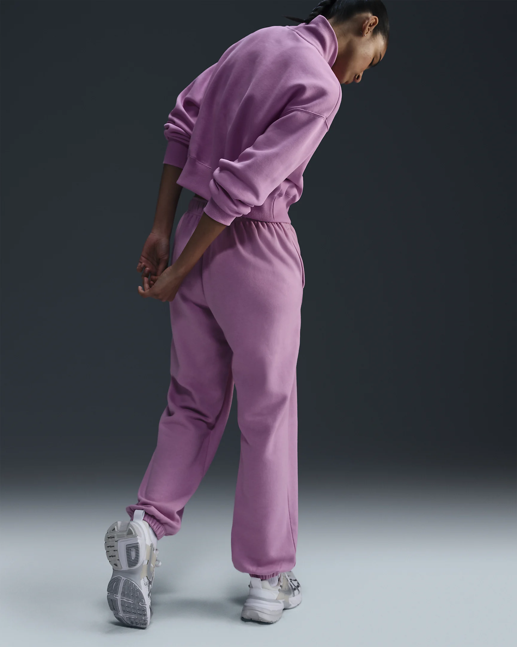 Nike Sportswear Club Fleece Oversized Sweatpants – Cozy Comfort – Now $42.97 extra image