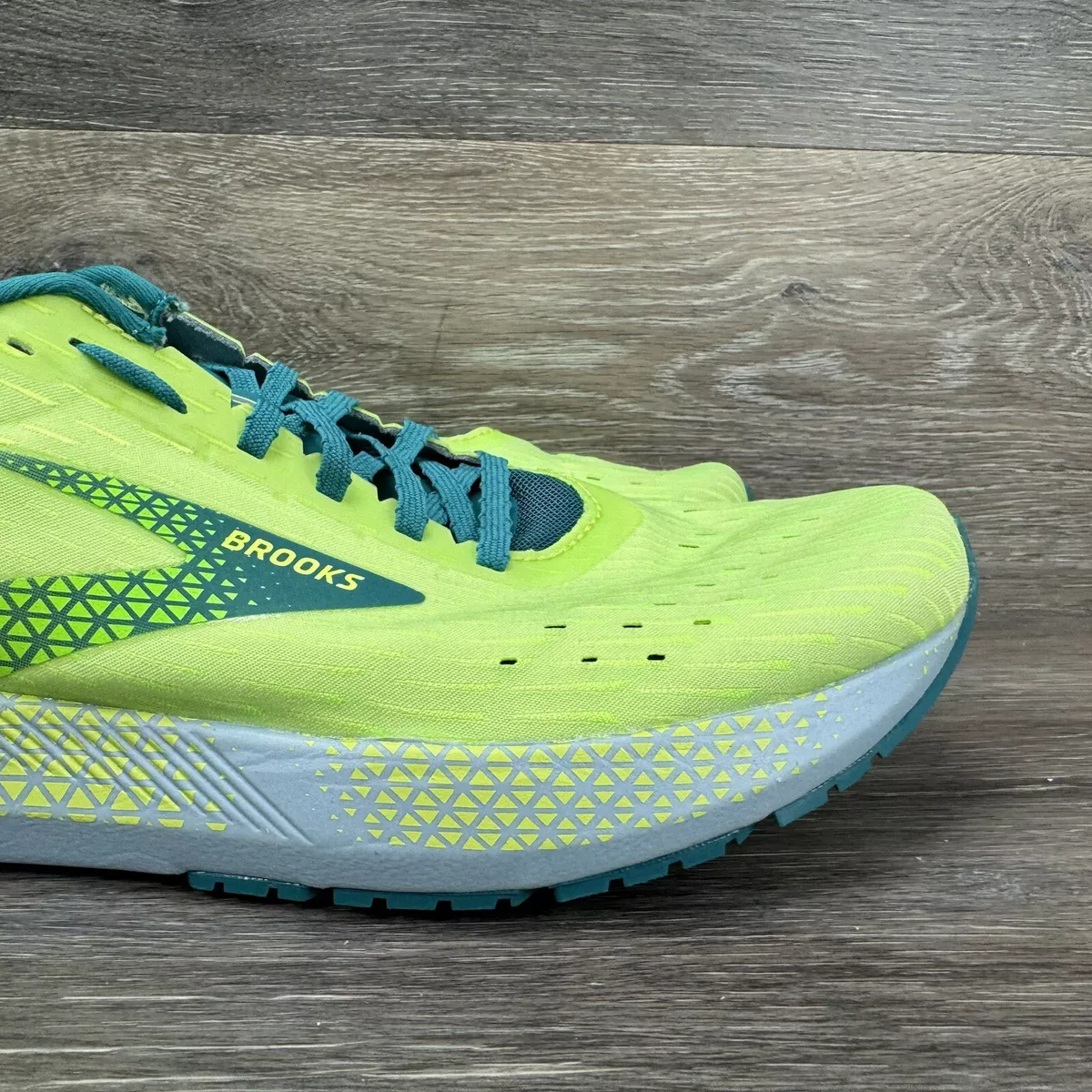 Brooks Hyperion Tempo Men's Running Shoes Size 12D – Lightweight Cushioned Trainers for Speed | AmazPromo