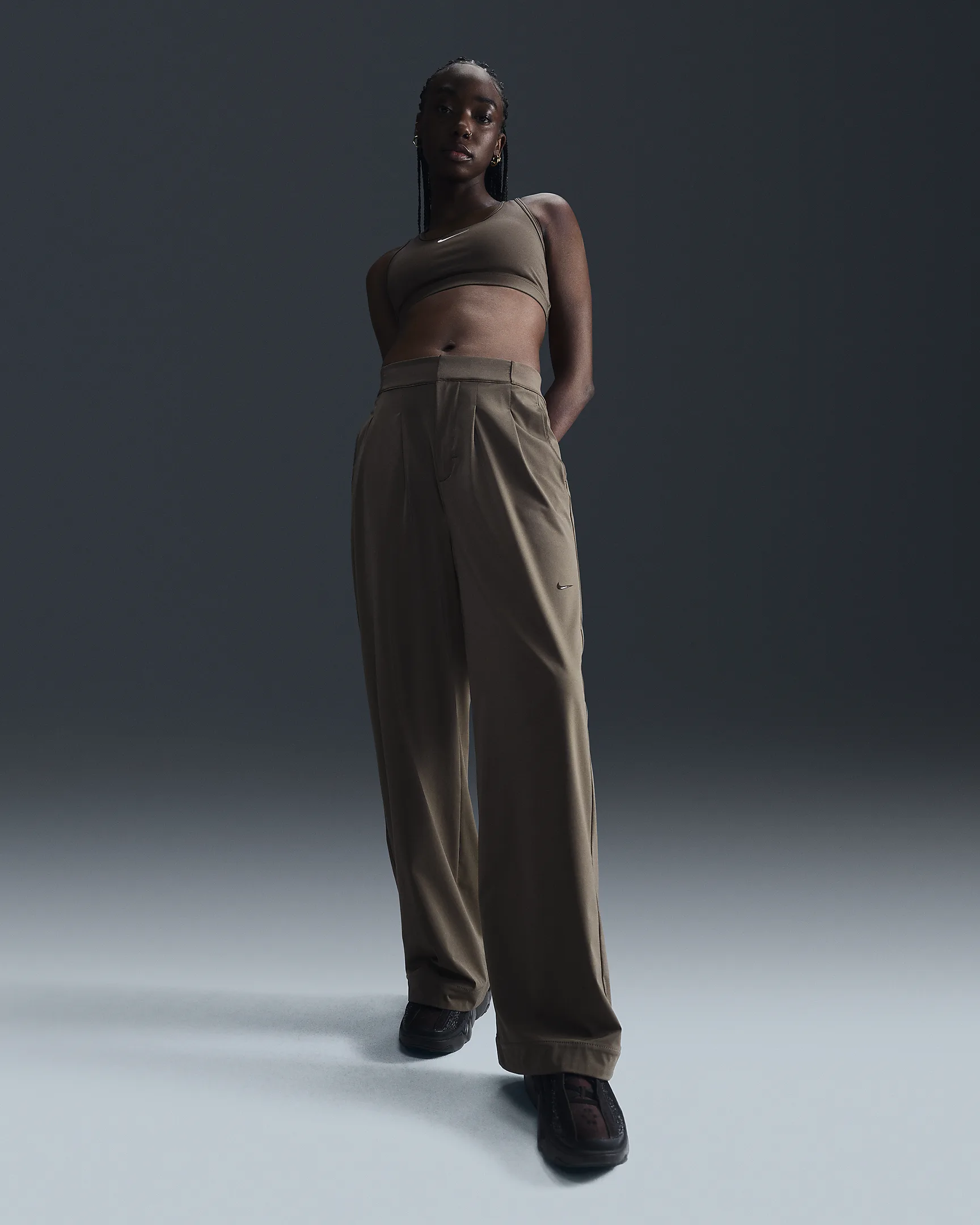 Nike Bliss Women’s Loose-Fit Trousers – Lightweight, Stretchy & Moisture-Wicking – Ironstone/Clear extra image