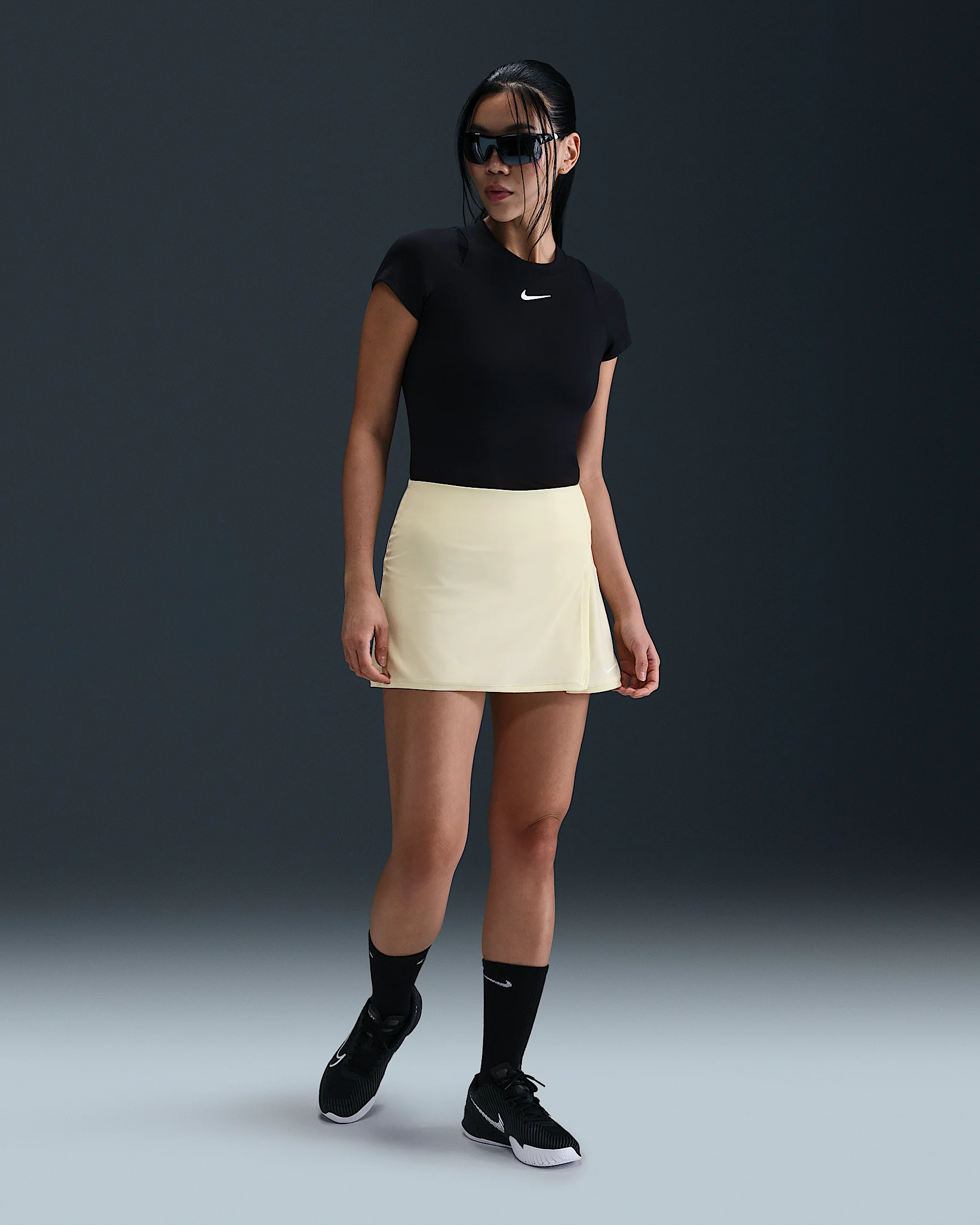 Nike Victory Women’s Golf Skirt – Dri-FIT, Stretch Fabric & Built-In Shorts – Alabaster | AmazPromo