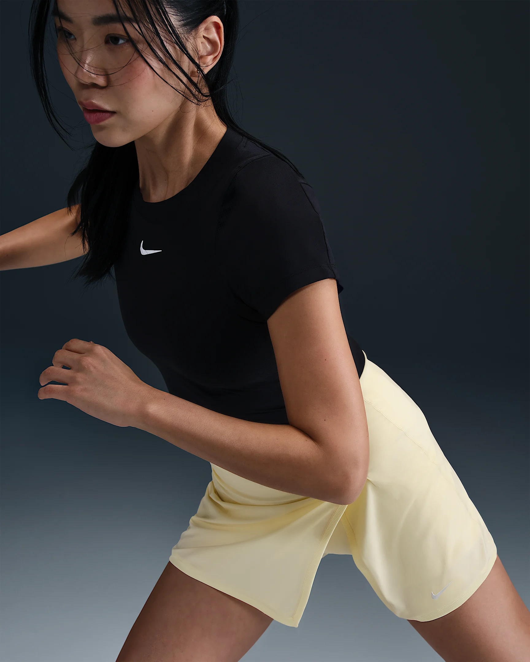 Nike Victory Women’s Golf Skirt – Dri-FIT, Stretch Fabric & Built-In Shorts – Alabaster | AmazPromo