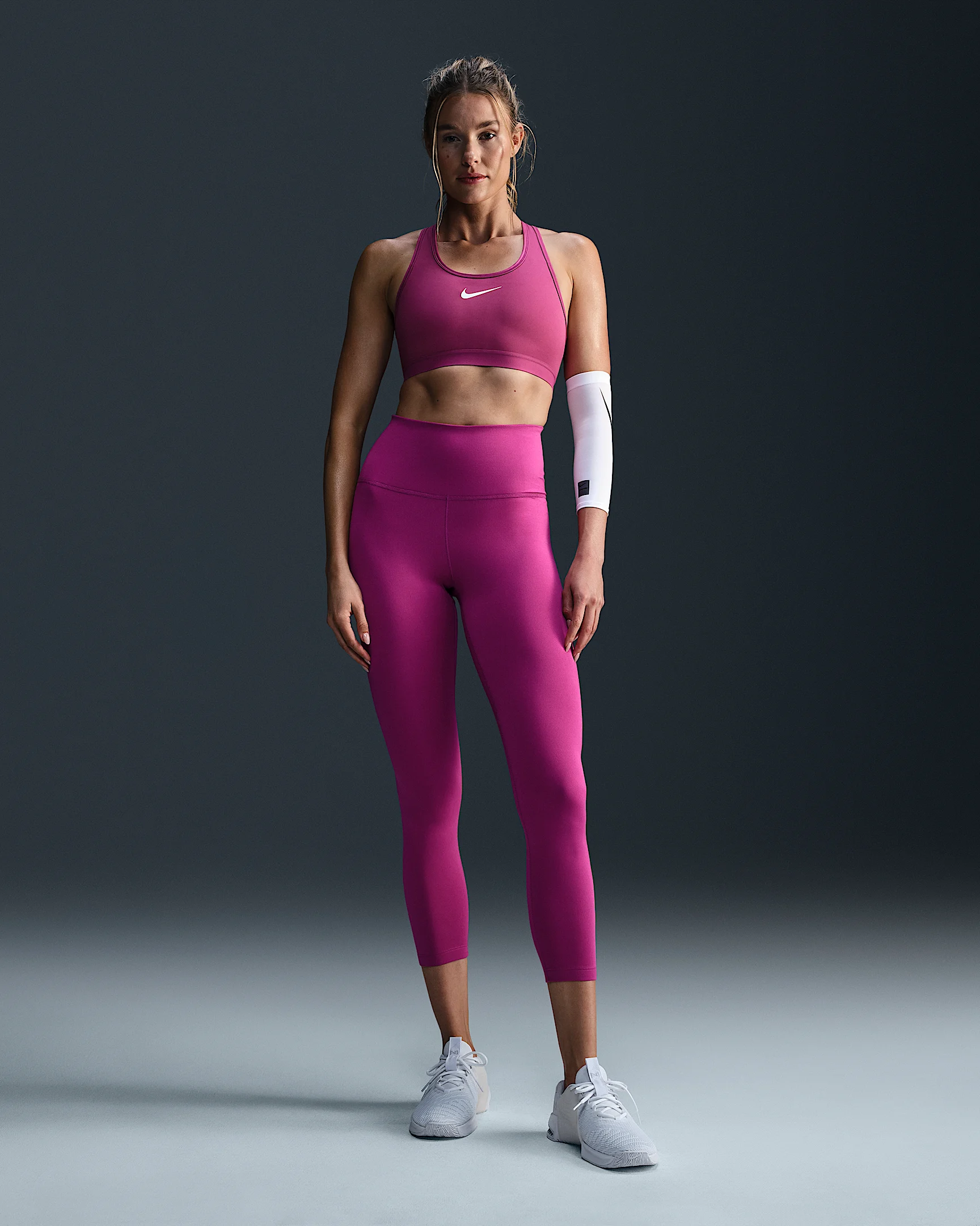 Nike Therma-FIT One Women's High-Rise 7/8 Leggings – Warm, Stretchy & Squat-Proof – Hot Fuchsia | AmazPromo