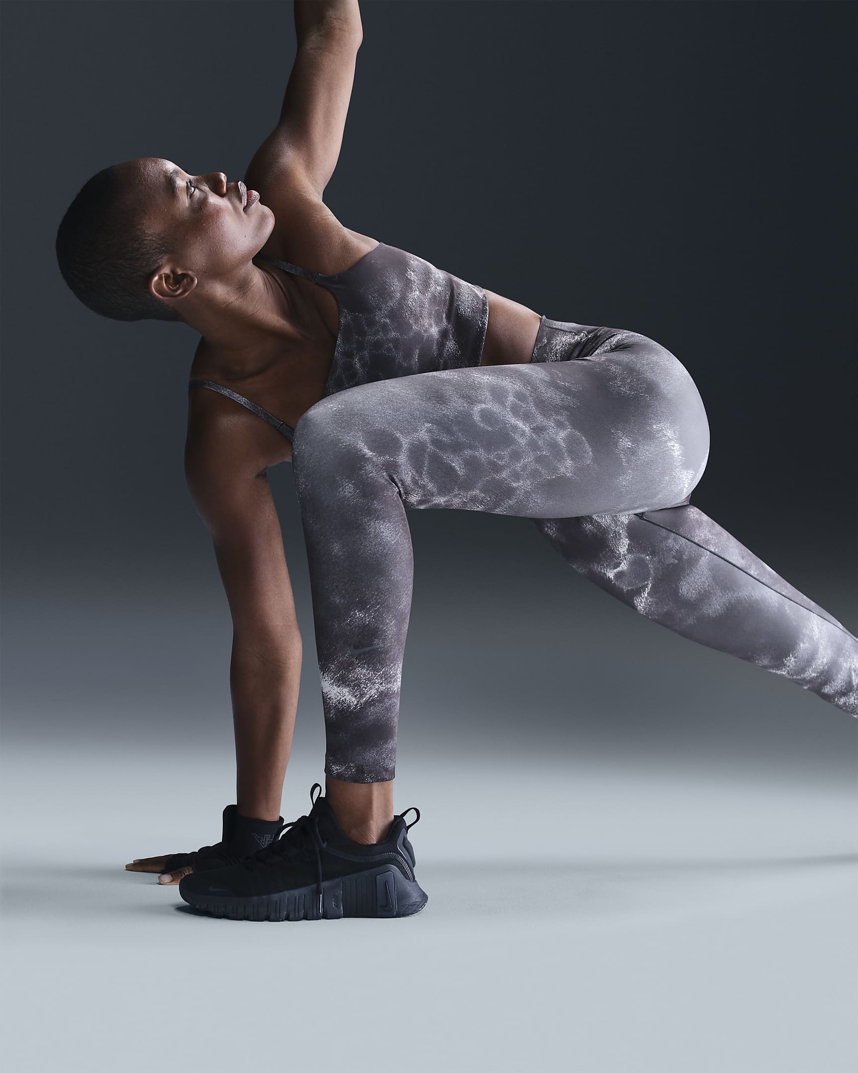 Nike One Women’s High-Waisted Leggings – Soft, Stretchy & Sweat-Wicking for Ultimate Comfort | AmazPromo