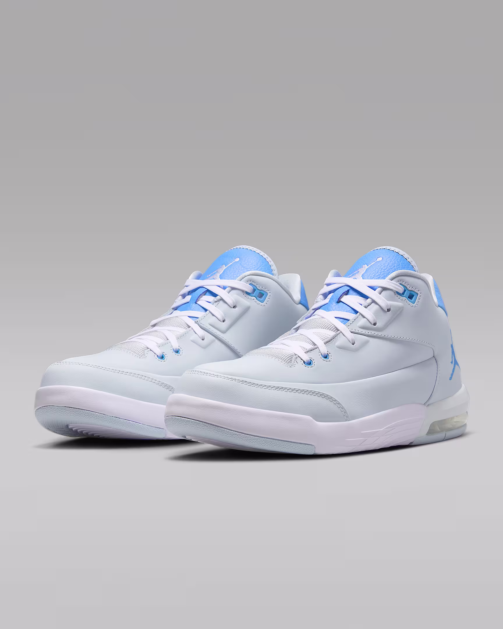 Jordan Max Aura 5 Men’s Sneakers – Pure Platinum/White | Retro AJ3-Inspired Basketball Shoes with Ma | AmazPromo