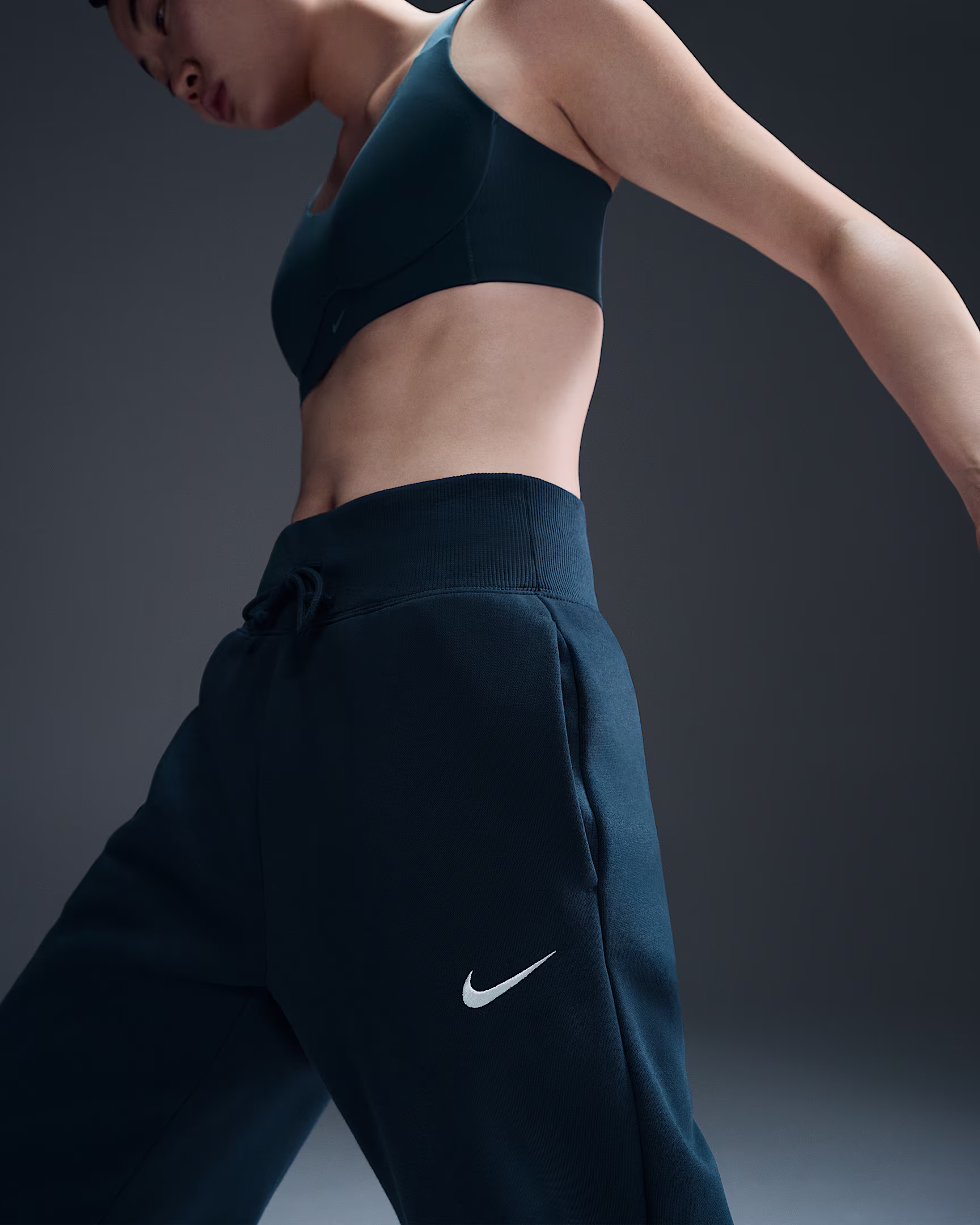 Nike High-Waisted Wide-Leg Fleece Sweatpants – Luxury Loungewear for Women | Armory Navy/Sail | AmazPromo