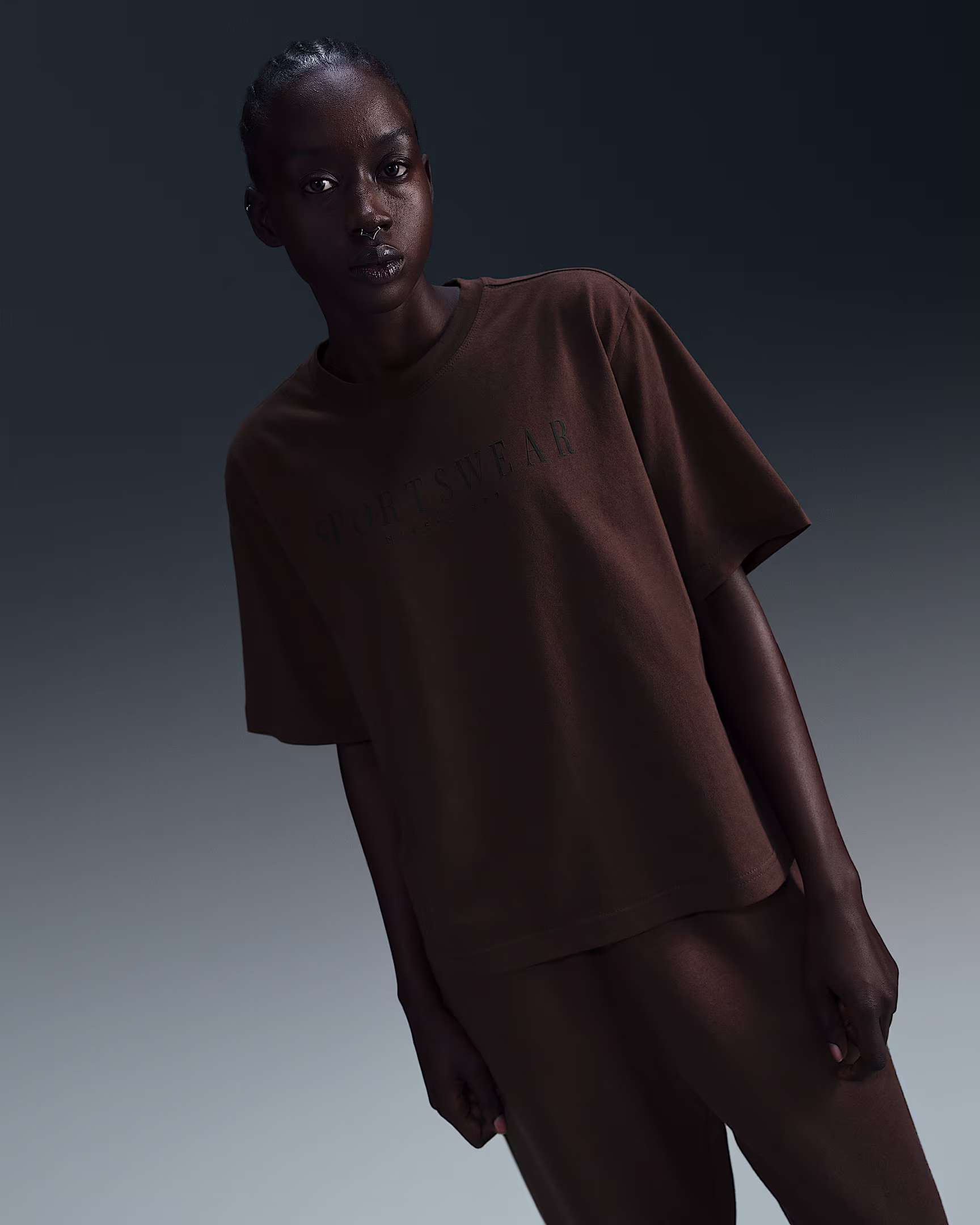 Nike Sportswear Women’s Boxy T-Shirt – Cropped Oversized Tee with Modern Streetwear Vibe | AmazPromo