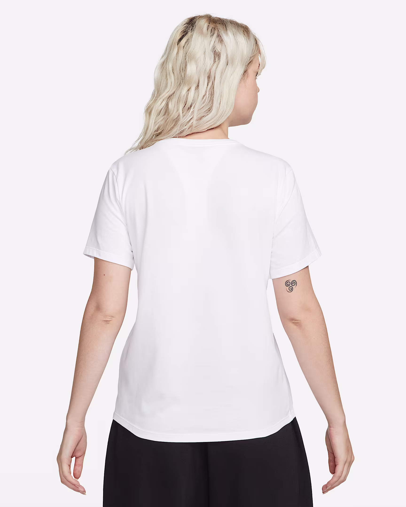 Nike Sportswear Club Essentials Women’s T-Shirt – Soft Cotton Everyday Tee with Classic Swoosh Style extra image