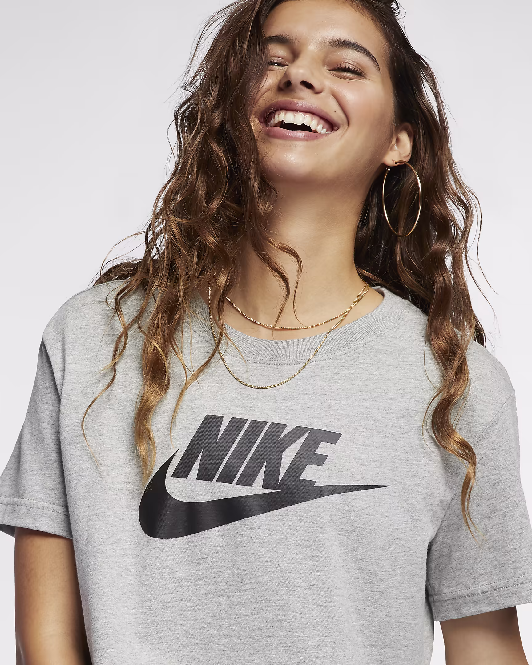 Nike Sportswear Essential Women’s Cropped Logo T-Shirt – Trendy Swoosh Crop Tee for Everyday Street | AmazPromo