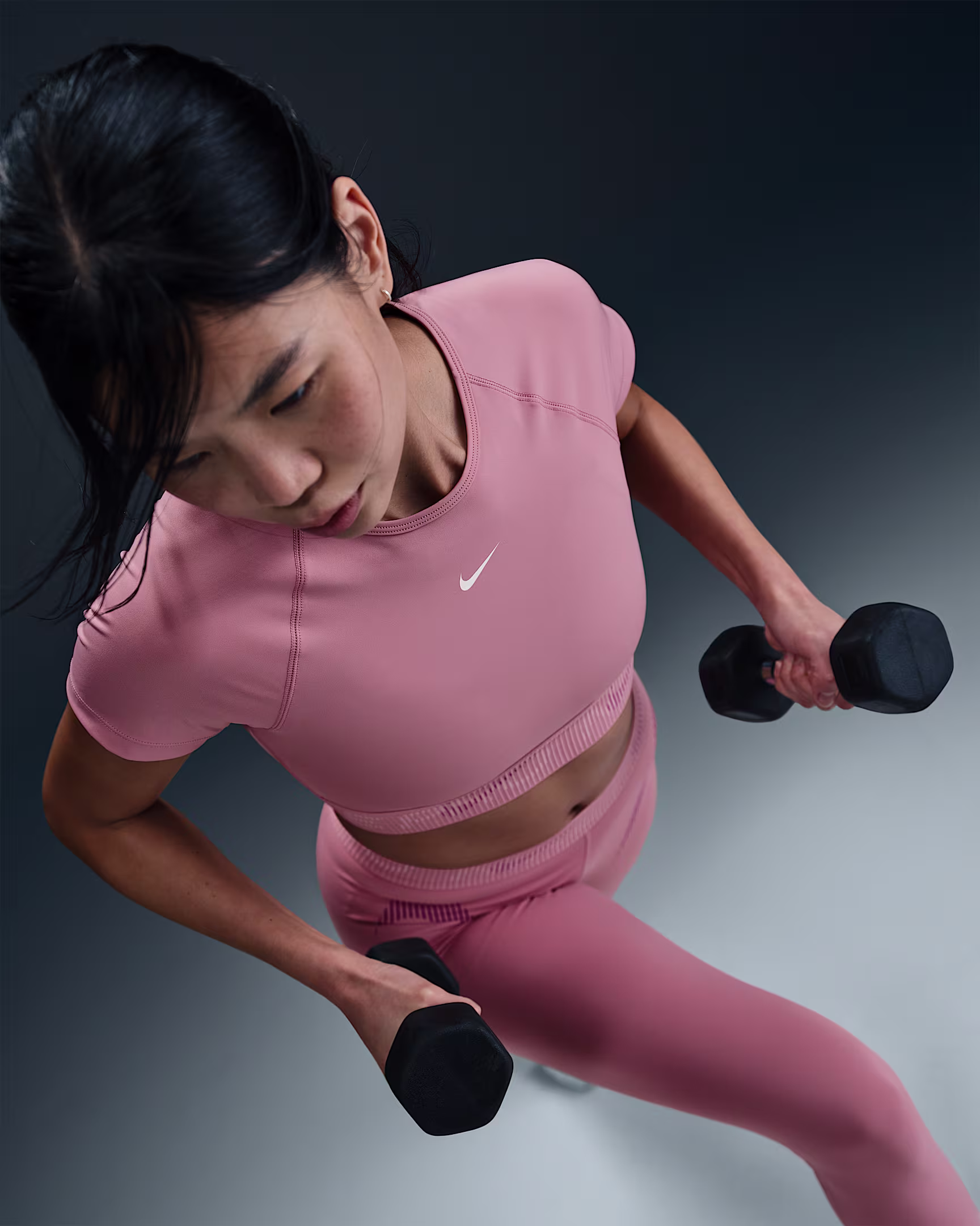 Nike Pro Women’s Dri-FIT Cropped Graphic Training Top – Sweat-Wicking, Stretch Fit Crop Tee for High extra image