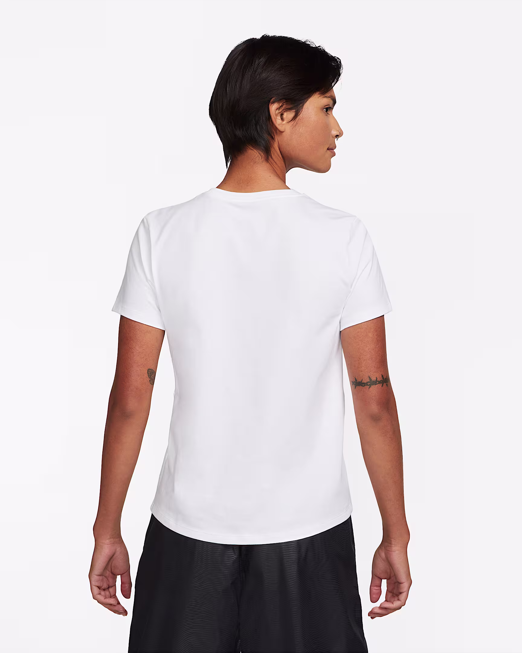 Nike Sportswear Essentials Women’s Logo T-Shirt – Classic Cotton Tee with Iconic Swoosh for Everyday extra image