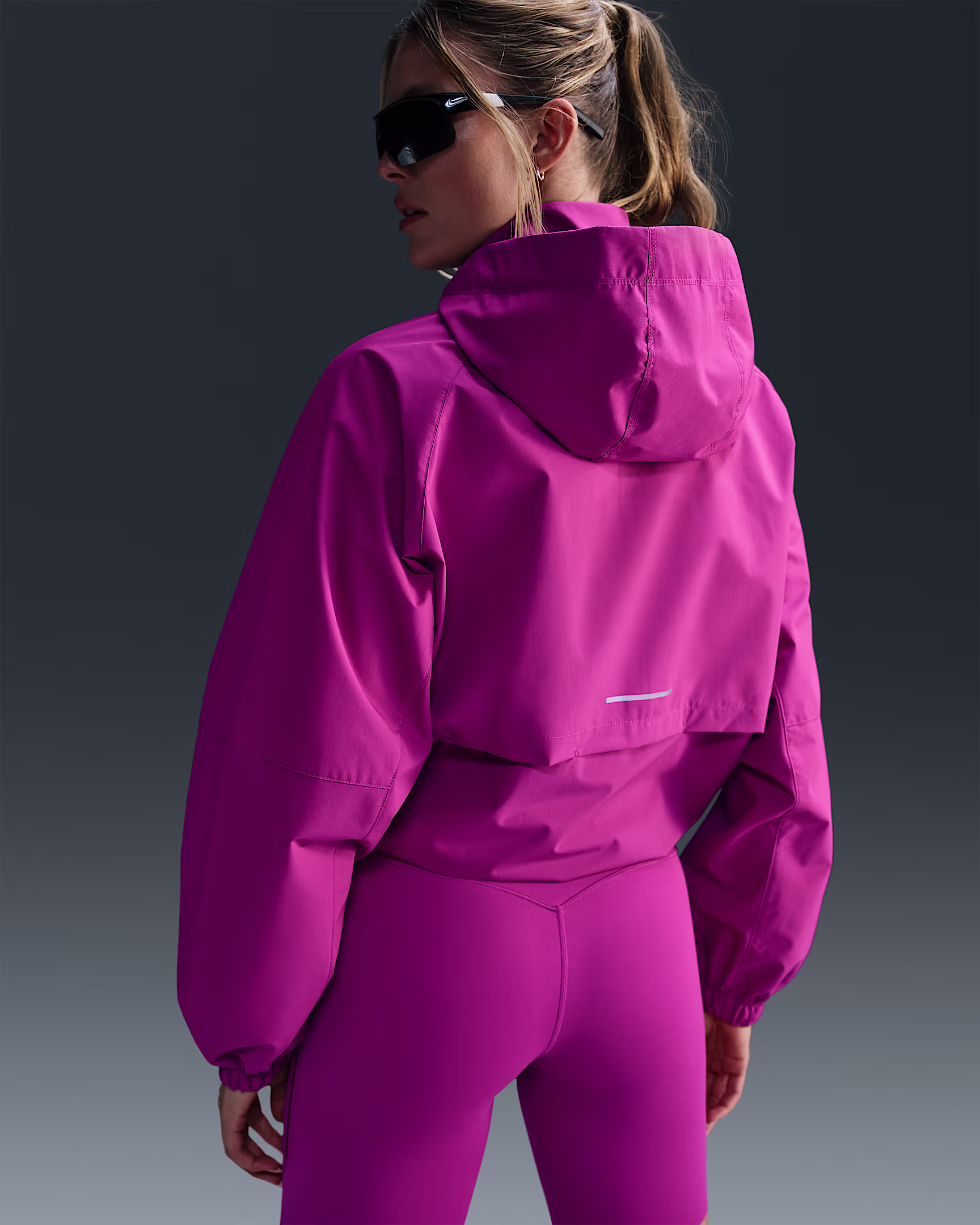 Nike Storm-FIT Swift Women’s Running Jacket – Lightweight Waterproof Windbreaker for All-Weather Run extra image