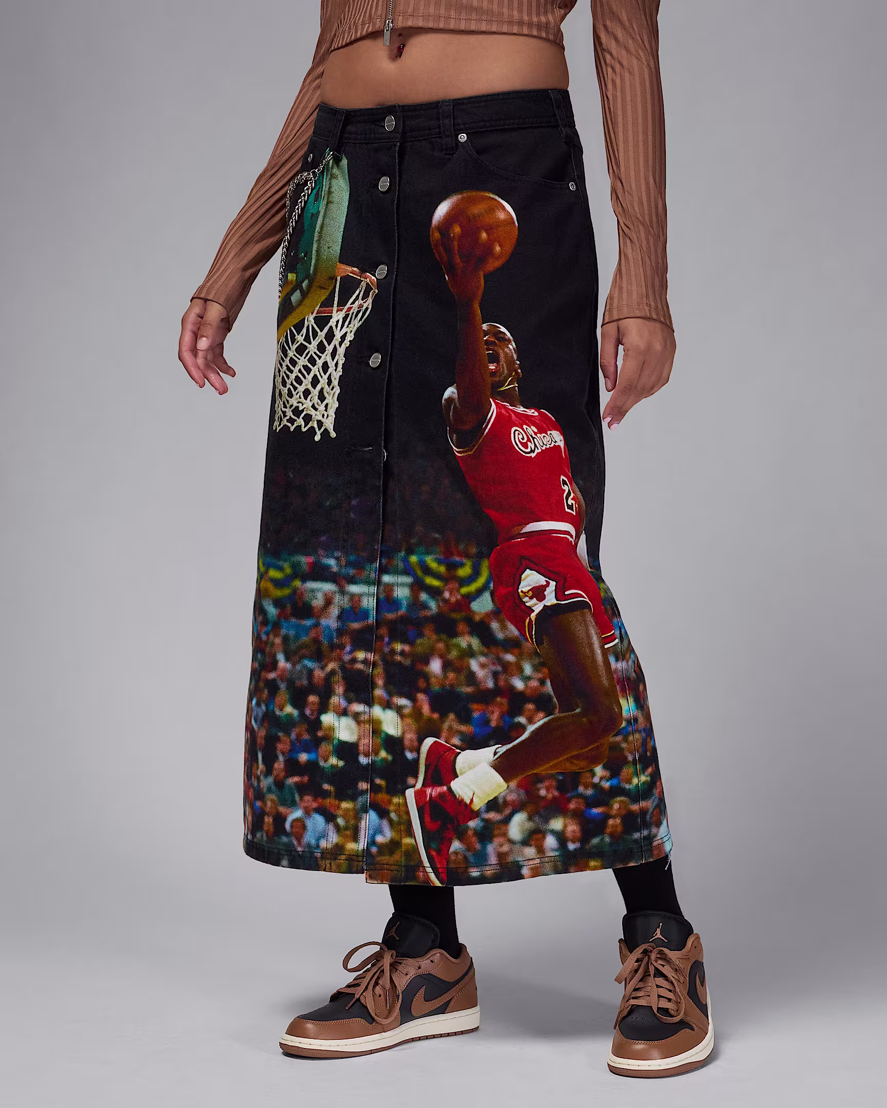 Air Jordan Women’s Printed Skirt – Sporty Streetwear Style with Bold Graphic Design | AmazPromo