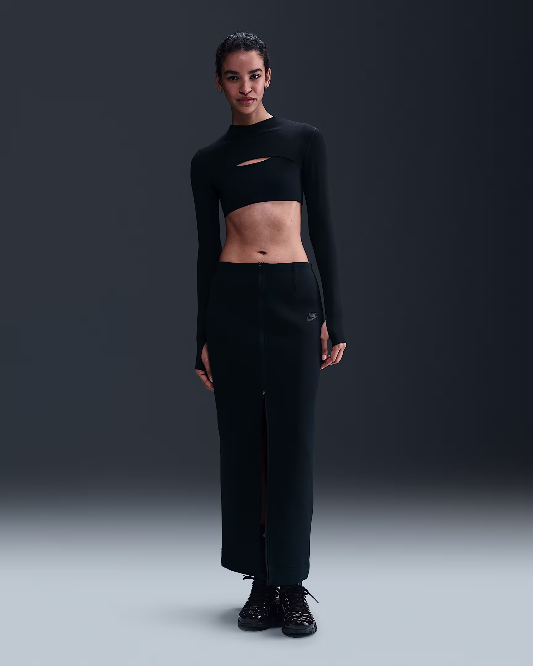 Nike Tech Fleece Women’s Slim Maxi Skirt – Sleek Style, Lightweight Warmth & Modern Comfort | AmazPromo