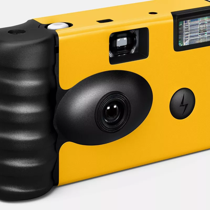 Heyday™ Game Day Disposable Camera with Built-In Flash – Retro 110 Film Format for Parties, Tailgate | AmazPromo