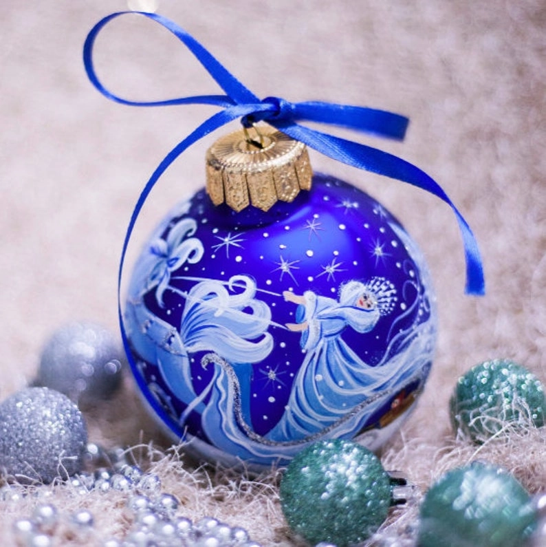 ArtisOrna™ Hand-Painted Glass Snow Queen Christmas Ornament | AmazPromo